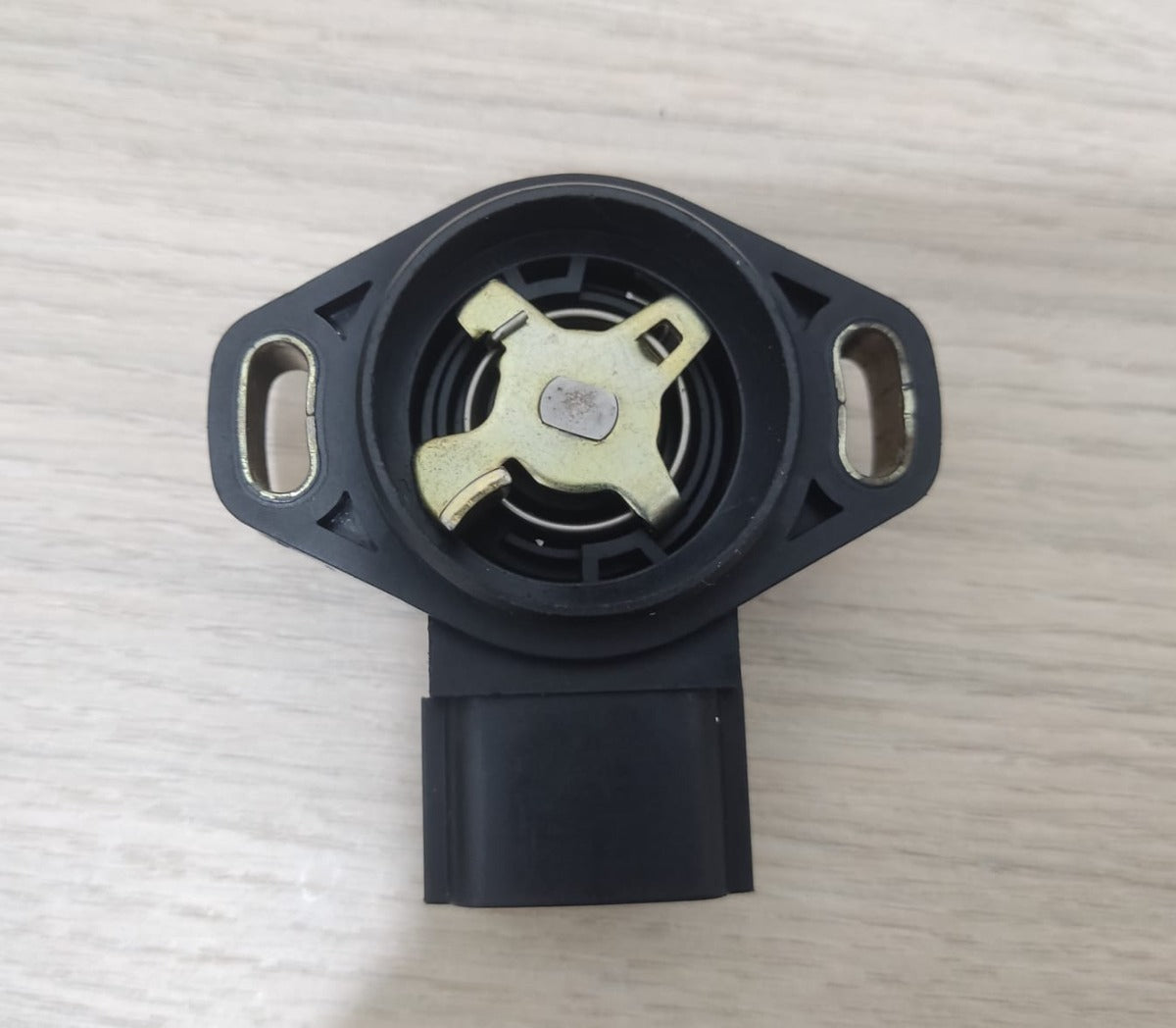 Sensor Tps Hitachi Sera483-05 Original Chev Dimax, Rodeo